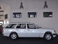 Gebraucht Mercedes E230 132 PS (97 kW) 1991 Artikweiß Kombi