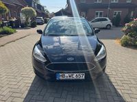 Gebraucht Ford Focus Ambiente 101 PS (74 kW) 2015 Schwarz Limousine