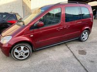 Gebraucht Mercedes Vaneo 91 PS (66 kW) 2005 Rot Van / Kleinbus