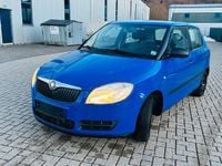 Gebraucht Skoda Fabia 62 PS (45 kW) 2010 Blau Kleinwagen