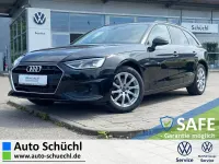 Gebraucht Audi A4 150 PS (110 kW) 2022 Mythosschwarz metallic Kombi