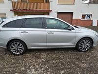 Gebraucht Hyundai i30 Passion Plus 140 PS (102 kW) 2018 Silber Kombi