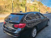 Gebraucht BMW 320 Advantage 190 PS (139 kW) 2019 Schwarz Kombi