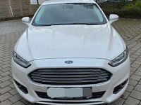 Gebraucht Ford Mondeo 188 PS (138 kW) 2015 Weiß Limousine