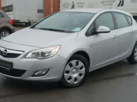 Gebraucht Opel Astra Edition 116 PS (85 kW) 2010 Silber Limousine