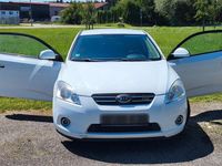 Używany Kia Ceed 116 KM (85 kW) 2008 Biały Hatchback