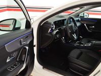 Gebraucht Mercedes A200 163 PS (119 kW) 2018 Weiß Limousine