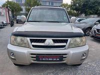 Gebraucht Mitsubishi Montero 218 PS (160 kW) 2006 Gelb SUV
