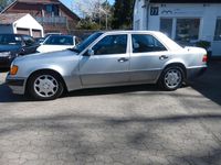 Gebraucht Mercedes E500 326 PS (239 kW) 1991 Silber Limousine