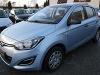 Gebraucht Hyundai i20 Edition 86 PS (63 kW) 2013 Blau Limousine