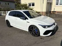 Usata VW Golf VIII R 333 CV (244 kW) 2024 Bianco Berlina