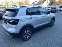 Gebraucht VW T-Cross Move 95 PS (69 kW) 2023 Silber SUV