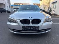 Gebraucht BMW 520 177 PS (130 kW) 2009 Titansilber metallic Kombi
