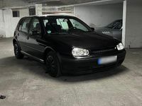 Gebraucht VW Golf IV 75 PS (55 kW) 2003 Schwarz Kleinwagen