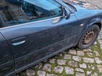 Gebraucht Audi A6 155 PS (114 kW) 2002 Grau Kombi