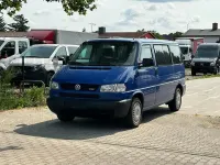 Second-hand VW Caravelle 102 CP (75 kW) 2001 Albastru Van