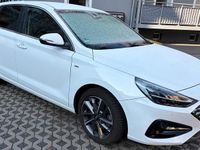 Gebraucht Hyundai i30 160 PS (117 kW) 2022 Weiß Limousine