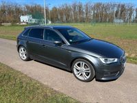 Gebraucht Audi A3 S-Line 140 PS (102 kW) 2014 Grau Kombi