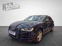 Gebraucht Audi A3 Attraction 115 PS (84 kW) 2015 Mythosschwarz Kombi