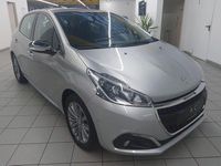 Gebraucht Peugeot 208 Allure 110 PS (80 kW) 2017 Grau Kleinwagen