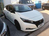 Gebraucht Nissan Leaf Tekna 110 kW (150 PS) 2022 Pearl white/black m Kleinwagen