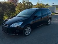 Gebraucht Ford Focus 99 PS (72 kW) 2013 Schwarz Limousine