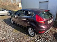 Gebraucht Ford Fiesta Titanium 82 PS (60 kW) 2009 Rot Kleinwagen