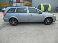 Usata Opel Astra 90 CV (66 kW) 2007 Argento Station wagon
