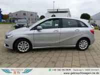 Gebraucht Mercedes B180 109 PS (80 kW) 2012 Silber Kleinwagen