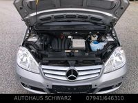 Gebraucht Mercedes A180 Avantgarde 116 PS (85 kW) 2010 Silber Kleinwagen