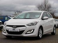 Gebraucht Hyundai i30 Edition 135 PS (99 kW) 2013 Weiß Limousine