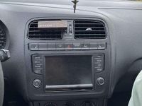 Gebraucht VW Polo 60 PS (44 kW) 2017 Weiß Coupé