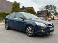 Second-hand Ford Focus 101 CP (74 kW) 2010 Albastru Hatchback