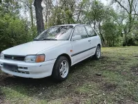 Gebraucht Toyota Starlet 75 PS (55 kW) 1990 Weiß Kleinwagen