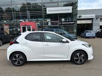 Neu Toyota Yaris Hybrid Comfort 116 PS (85 kW) 2025 Schneeweiß Kleinwagen