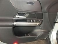 Gebraucht Mercedes GLB200 Progressive 163 PS (119 kW) 2023 Iridiumsilber  metalliclack SUV