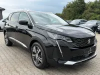 Gebraucht Peugeot 5008 Allure 131 PS (96 kW) 2022 Schwarz SUV