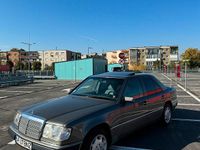 Gebraucht Mercedes 200 74 PS (54 kW) 1992 Braun Limousine