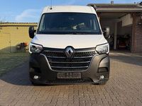 Gebraucht Renault Master Komfort 150 PS (110 kW) 2023 Weiß Van / Kleinbus