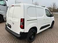 Gebraucht Opel Combo Edition 131 PS (96 kW) 2021 Weiß Van / Kleinbus