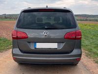 Second-hand VW Sharan 177 CP (130 kW) 2015 Gri Monovolum