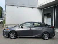 Gebraucht Toyota Prius Comfort 98 PS (72 kW) 2021 Grau Kleinwagen