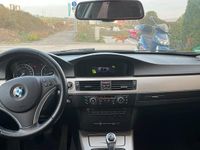 Gebraucht BMW 318 140 PS (102 kW) 2010 Kombi