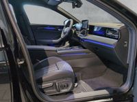 Gebraucht VW Passat Style 150 PS (110 kW) 2024 Schwarz Kombi