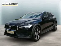 Gebraucht Volvo V60 CC Plus 197 PS (144 kW) 2023 Black solid "stone" / solid Kombi
