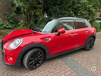 Gebraucht Mini Cooper 102 PS (75 kW) 2019 Rot Kleinwagen