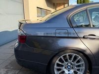 Gebraucht BMW 318 Performance 143 PS (105 kW) 2007 Grau Limousine