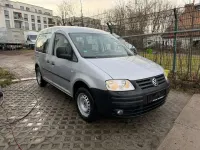 Second-hand VW Caddy 102 CP (75 kW) 2007 Argintiu Monovolum