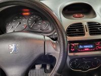 Gebraucht Peugeot 206 75 PS (55 kW) 2005 Weiß Kleinwagen