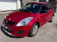 Gebraucht Suzuki Swift 94 PS (69 kW) 2013 Rot Kleinwagen